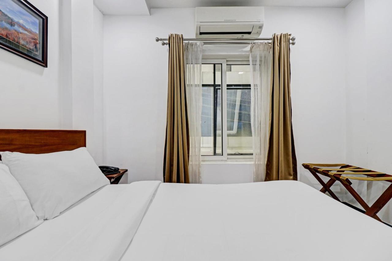 Oyo Townhouse 595 Majestic Inn Kochi Exterior foto